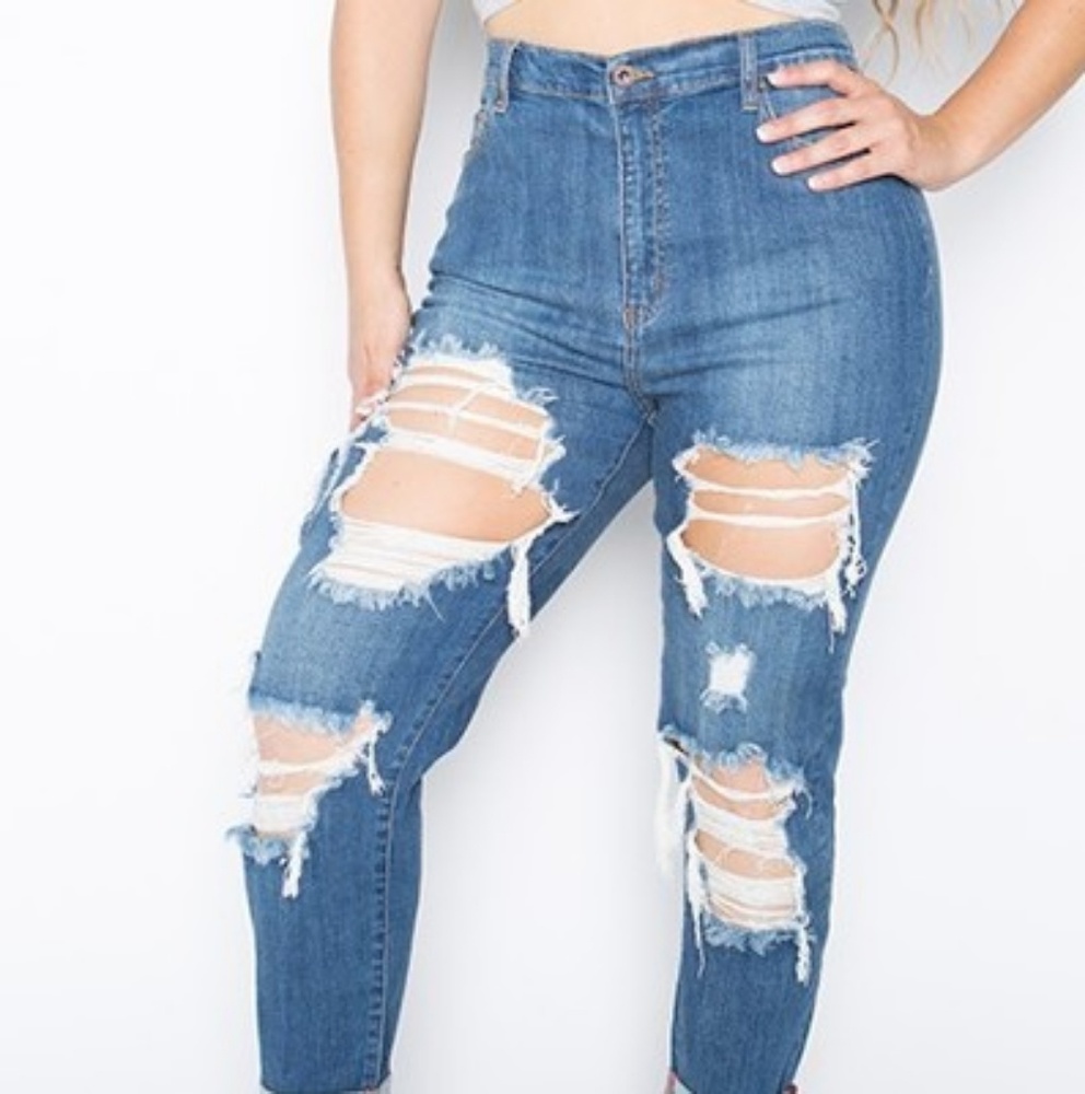 Distressed Demin Jean